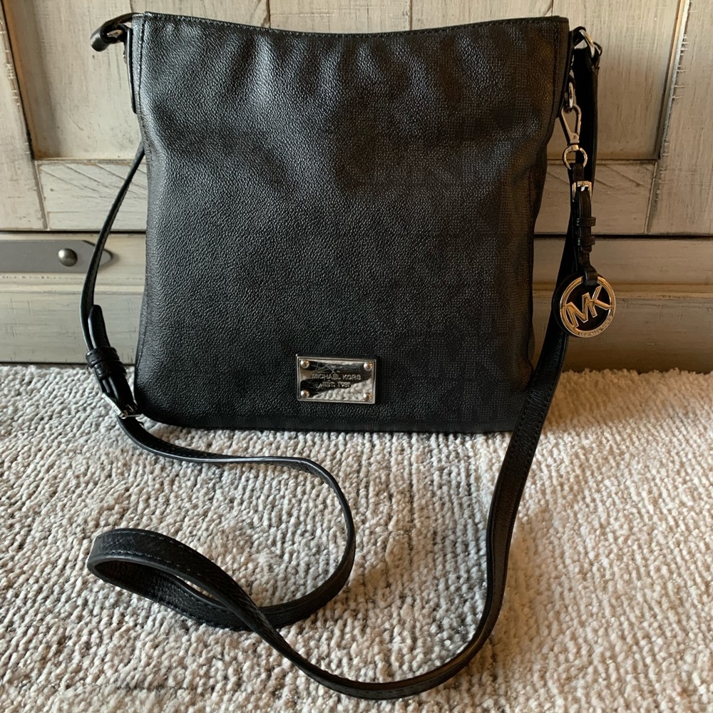 Black Michael Kors Shoulder Bag